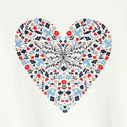 تيشيرت برسمة قلب باللون...